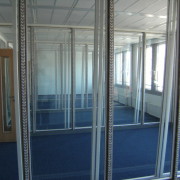 Gereinigte Glasflächen in einem Bürogebäude in Berlin